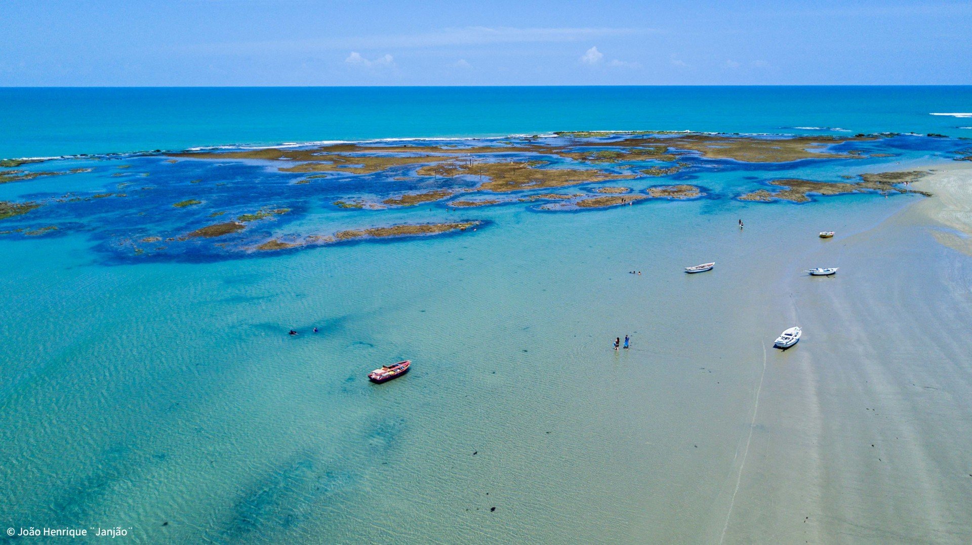 Vivencie a Praia de Icaraí de Amontada